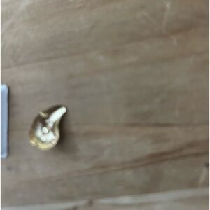 10k gold earrings. .59in length x .39in width non solid